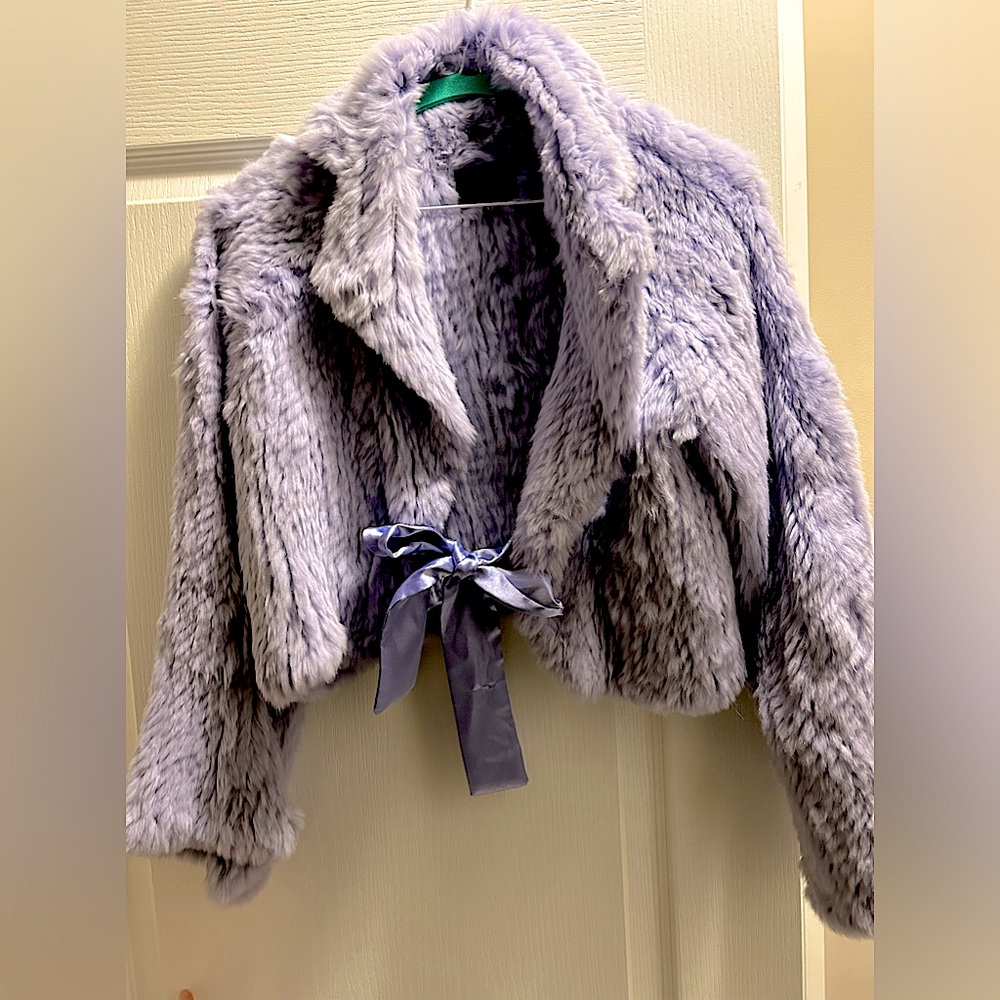 Cropped Lilac coloured real fur bolero/jacket size M